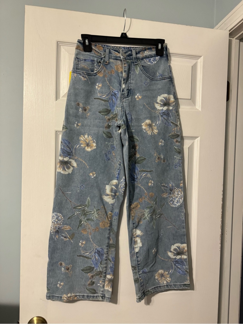 Floral Light Blue Straight-Leg Women's Jeans